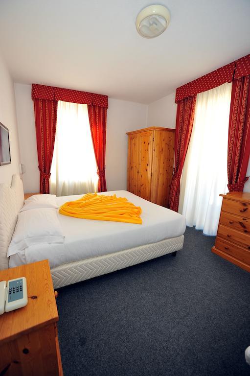 בורמיו Hotel Capitani מראה חיצוני תמונה