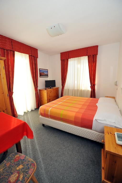 בורמיו Hotel Capitani מראה חיצוני תמונה